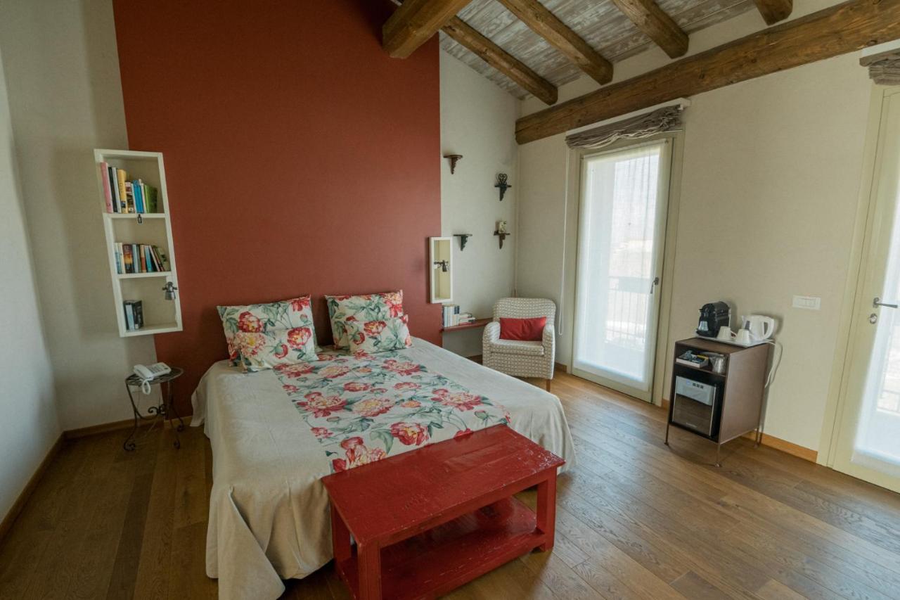 Prime Alture Wine Resort Casteggio Esterno foto