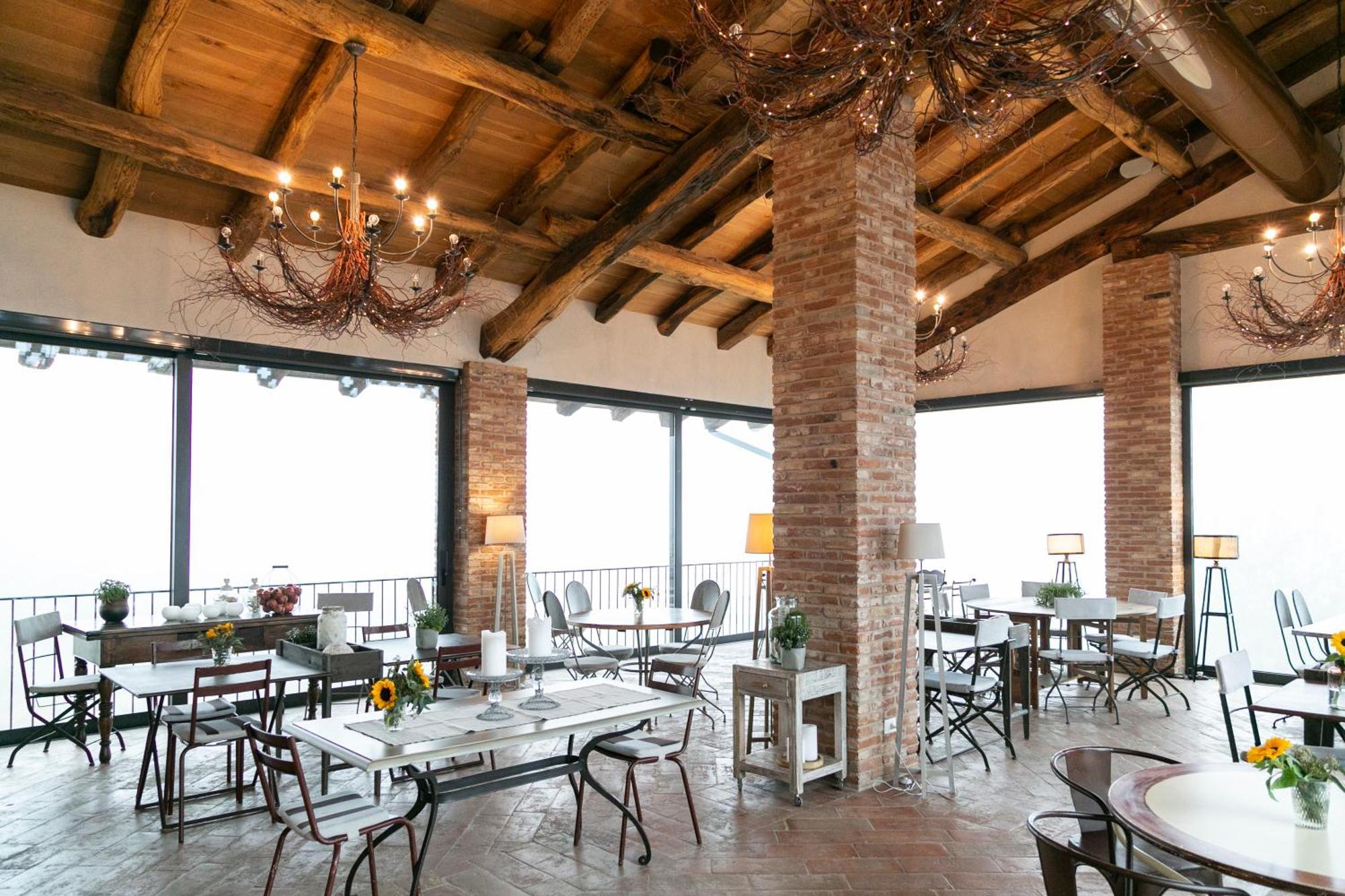 Prime Alture Wine Resort Casteggio Esterno foto