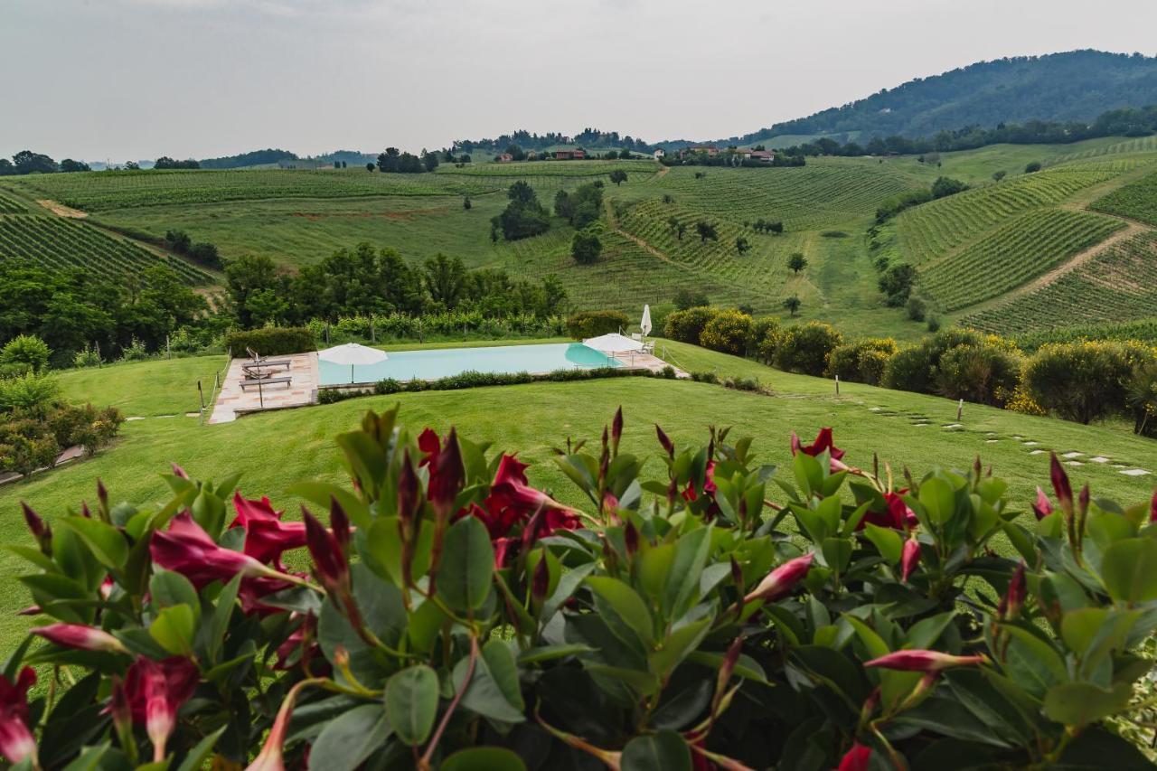 Prime Alture Wine Resort Casteggio Esterno foto