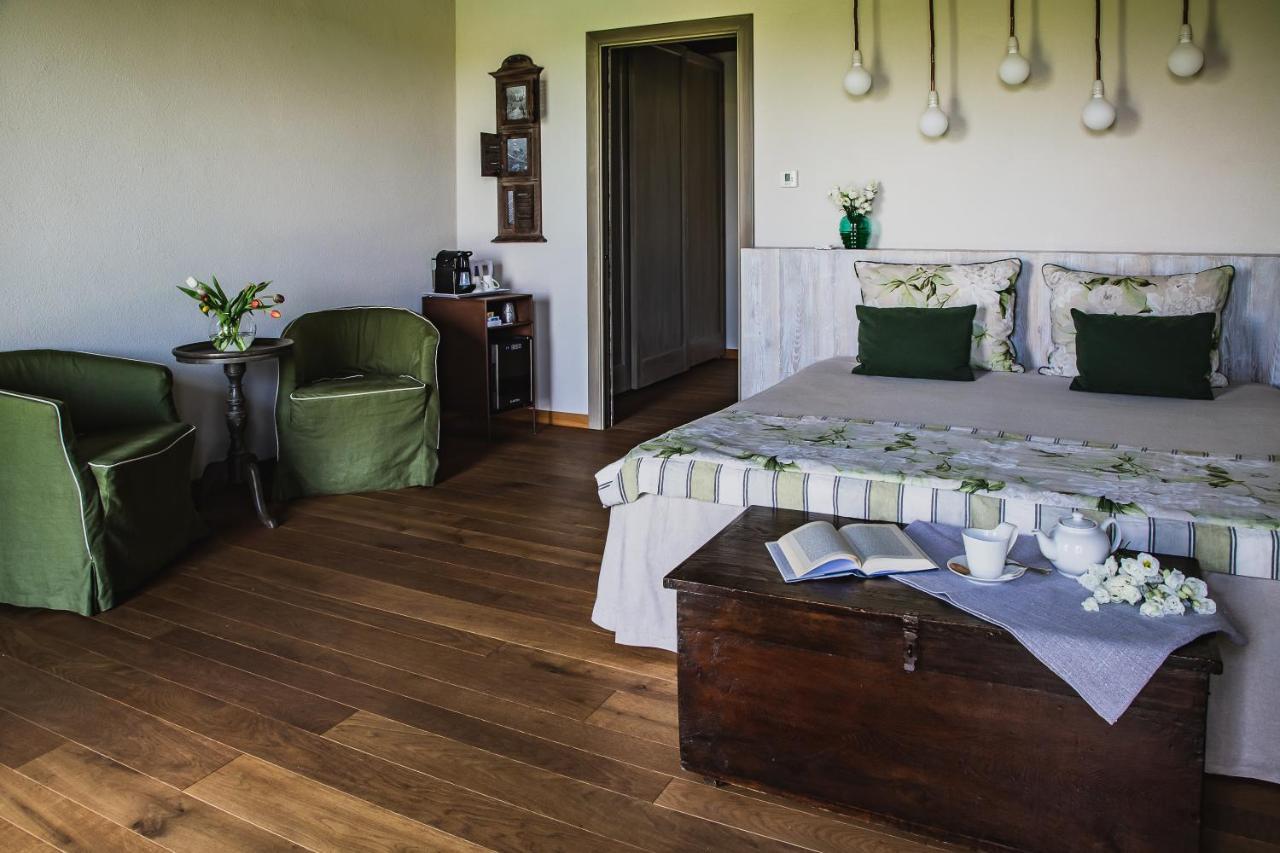 Prime Alture Wine Resort Casteggio Esterno foto